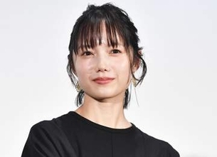 「豊臣兄弟！」でカットだったが…宮﨑あおい、最後の晩餐で「グッときた」勝家の愛ある仕草を明かす