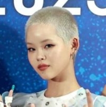 XG・COCONA「ノンバイナリー」公表　「自分はもっと男性的な存在として生きています」20歳の節目に報告