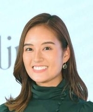名門女子大卒の日テレアナ28歳「タンクトップはじめました」投稿に海外からも「ファビュラス」「モナリザ」反響