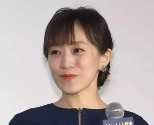 「VIVANT」最新映像公開　悲しげBGMで野崎がスマホを…江藤愛アナが即指摘「格好がいつもと違う！」