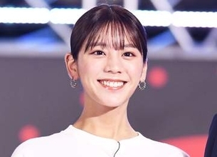 妊娠公表・貴島明日香の最新ショットが「スタイル良すぎ」　「お医者様から許可」ピラティスでリラックス姿