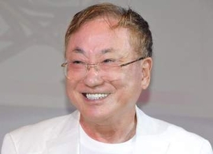 すげぇ2ショw「兄弟みたい」高須院長→駅で会った大物と記念自撮り　相手にビックリ「隣にいるのは」「大物保守論客同士」「最強の2人」