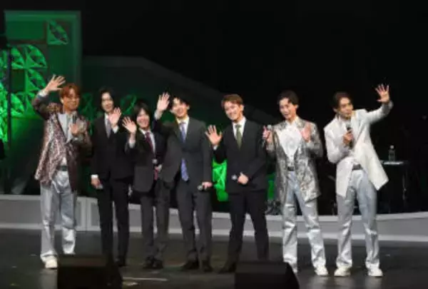 純烈が弟分グループ「モナキ」お披露目　子持ち一級建築士に元戦隊ヒーロー、オーディション首席は「ひときわ異色」な最年少　リーダー酒井「イケメンも歌がうまい人もいたけど」