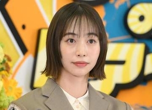 「早朝5時から可愛いって反則」人気女優のW杯観戦姿に騒然　代表ユニ着て喜怒哀楽全開「めっちゃかわいいめっちゃかわいい（2回言う）」「歯並び綺麗すぎる」