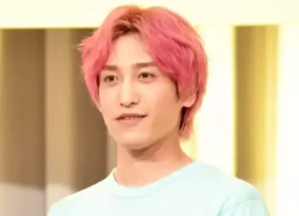 EXIT兼近、生放送でまさかの涙　相方の妻・本郷杏奈の手紙に恐怖甦る「毎回毎回電話がかかってきて」