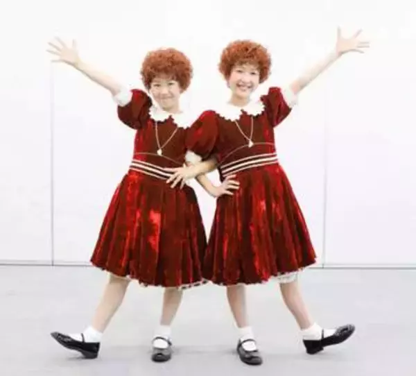 10歳下山夏永、念願のアニー役に「赤いドレスを着られて、もう死んでもいい」！？