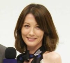 49歳で司法試験合格の3児ママ元売れっ子アナ　TVから消えた芸能関係者と再会「いつまでも美しい」「綺麗♥」