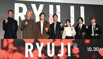 柳楽優弥「審査結果が1年遅れて」アイドル断念「元々は歌って踊りたかった」俳優を本格決意で「こっちを信じて頑張ります！」