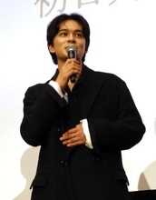 北村匠海、主演映画初日舞台あいさつで15歳の榎本司に頼もしく演技助言「感情の扉があるんです」