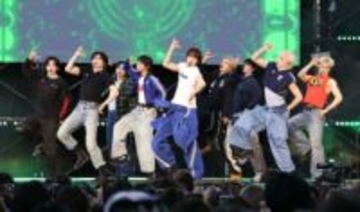 ＆TEAM　日韓ダブルミリオン達成記念御礼唱！　初紅白の次に狙うは欧米進出　MAKI「個人的にはドイツに」