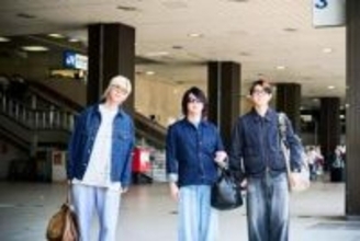 普通に新大阪駅にいる！　ミセス　大阪入りの写真を公開！デニムのシミラールックで仲良し！　5.4からヤンマー長居で2DAYS公演