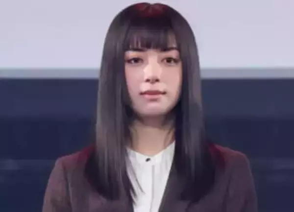 「人魚みたい」「ドキッとした！」池田エライザ「尾道の海みたいな」ドレス姿での自撮りに反響続々