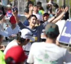 なにわ男子・藤原丈一郎　人生初マラソンでサブ5達成　メンバーお手製のお守りが力に【大阪マラソン】