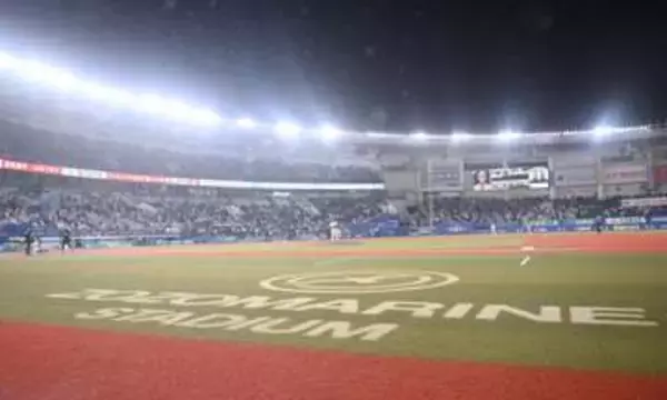 顔ちっさ！ZOZOマリンに可愛すぎる49歳芸能人の姿　13歳下、騎手の夫の始球式そっと見守る「応援に来てくれた皆様　ありがとございました♥」