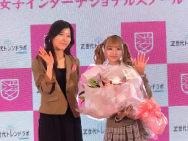 ヒコロヒー36歳でJK制服「それはキツイ…」着用依頼に「違う職業の人に見えてしまう」女子高卒業式で「いろんな経験を楽しんで」