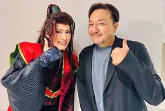 直木賞作家・今村翔吾氏　著書原作ミュージカルに満足げ「全国上演出来たら」OSKの翼和希が2役熱演