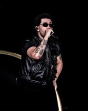 ザ・ウィークエンド　グラミー常連の王者の風格！2時間ノンストップ37曲披露！7年ぶり来日公演