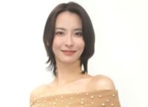 高身長グラドル・奈月セナの侍ユニ姿にネット驚き「脚長い」「イケてる」「和美人」