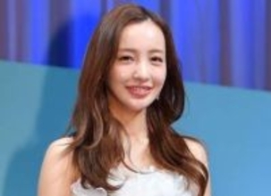 板野友美「球団のママ友のグループLINEがあって」シーズンオフは「朝起きたら25件とか」