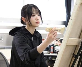 Rain　Tree橋本真希　制作の油絵　あす開幕の展覧会でお披露目「いろんなことを感じ取ってもらえたら」