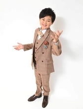 西山琳久　11歳演歌歌手です　歌声は「神様のギフト」　秋元康氏プロデュース「おんじい」22日リリース