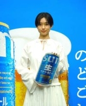 河合優実　初の酒類CMに出演「看板を背負う責任感」壇上で試飲は「ヘンな感じ」
