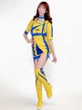 グラビアモデルの板野優花がS耐レースクイーンに就任「チームを盛り上げられるよう頑張ります」