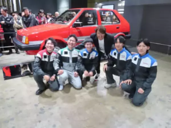 近藤真彦　自身キャラクター務めた初代日産マーチがレストア　まるで新車「活用考えたい」