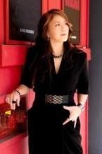 大黒摩季　4.30DEEN武道館ライブに友情出演　池森秀一そば店開店記念に花添える