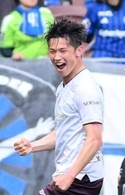 元準ミス青山のインフルエンサー　Jリーガーとの結婚式報告「間違いなく今までで1番幸せな日」と投稿　SNS「すっっごく綺麗」「美しい」