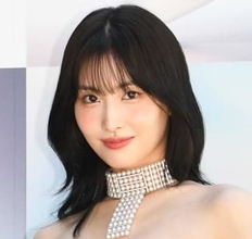 TWICE・MOMO　タトゥー丸出しの衝撃写真公開　「なんて美しい」「女神」とファン絶賛