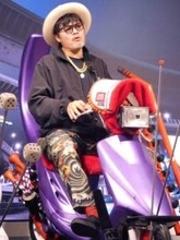 バッドボーイズ・佐田正樹「大ヤンキー展」に「懐かしい思い出がよみがえる」　暴走族時代の背中の刺しゅうは「今宵最後の親不孝」