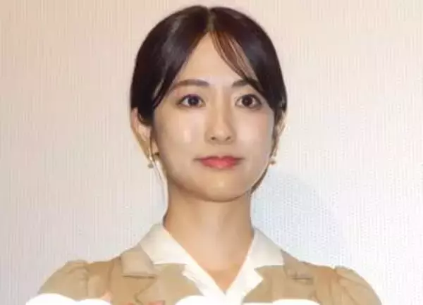 「気品ありすぎて王女のよう」同僚アナも震えた田村真子アナの花嫁姿　超高級ホテルで豪華披露宴　パパは大物議員