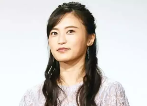 「悲しいことがありました」小島瑠璃子がSNSで報告→妊娠中以外で「人生最高体重更新」と明かす
