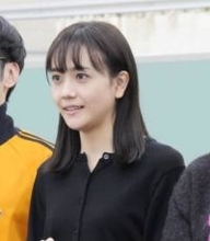 松井愛莉　結婚後初の公の場　今年一年を笑顔で総括「挑戦的な役が多かったイメージ」