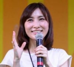 俳優と事実婚解消のはあちゅう　息子の入学式で親子3人揃い笑顔　お手頃コーデは着回し最強なジレ＆パンツ
