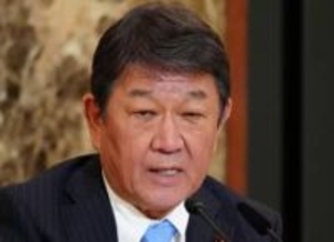 自民党重鎮、YouTubeで銀の盾届くも梱包に苦戦、カッターの刃出しっ放しで鈴木貴子氏に「1回ずつしまうよ！