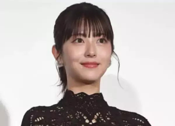 浜辺美波、変装せずに買い物でビル中が大パニックに「普段はバレないので油断」も…藤ケ谷太輔「ビルの全スタッフが」