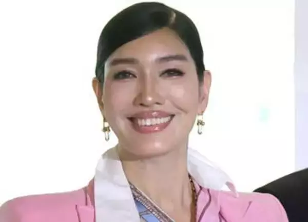 アンミカ　「品がない」バスローブ→喫煙の県幹部会見をバッサリ　宮根フォローも「それ以前ちゃう？！」「罪悪感がなさ過ぎて腹立つ」