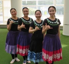 新人フラガールがレッスン開始　今夏デビュー予定の4人「第一歩を踏み出し、とてもうれしい」