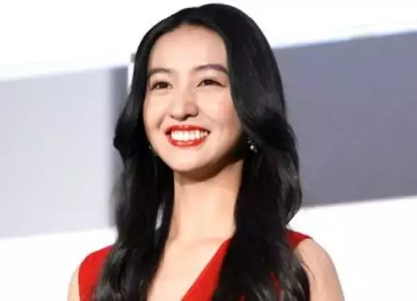 Koki，　全身ルイ・ヴィトンでモロッコへ　機内でもゴージャス　「Surrounded　by…」と英語で報告