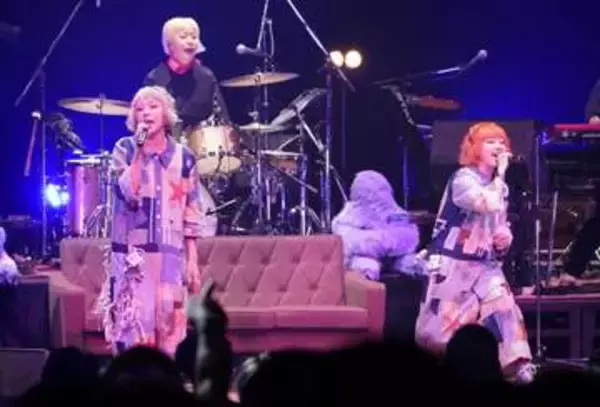 あれよあれよとデビュー30年？　PUFFY　元々アルバム1枚で終わる予定のユニットが「気づいたら、もぎたての果実も熟れちゃった」