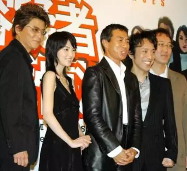 「容疑者　室井慎次」放送→暗闇で0.3秒だけ顔が映った人物→今は亡き名優に騒然「うわ」「贅沢な無駄遣い！」「暗がりに」　「存命なら」新作映画で警視総監だったか