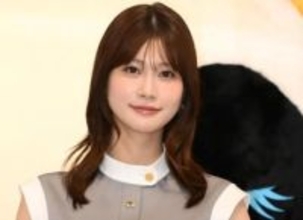 めるる　「一目惚れ」のデニムセットアップ×メガネ姿に反響続々「センス光ってる」「めちゃ知的」「ベストジーニスト！」