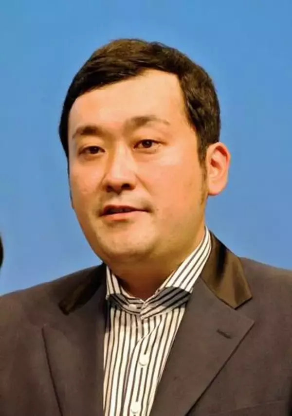 「スピード離婚確定とか言われてましたけど、どうにか仲良く」人気芸能人夫婦が12年目の結婚記念日　愛妻へ感謝伝える夫にSNS感動「言葉温かく、じんわり」