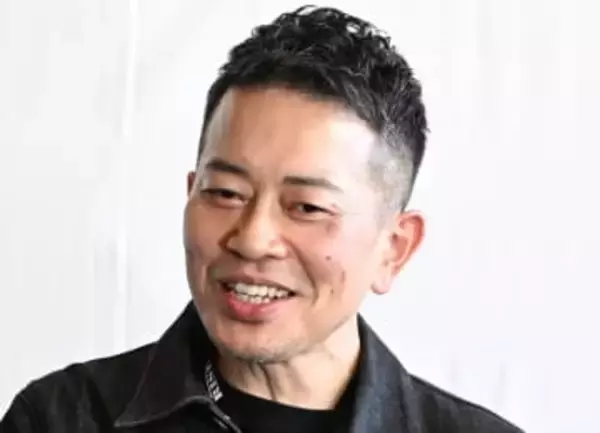 宮迫博之　高額腕時計をプレゼントされ大喜び　6月には「ウルベルク」が盗難被害