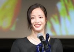 広瀬すず　ぴっちりドレスで多摩に登場　今年公開だけで主演3本「たくさんの作品を届けることができた」