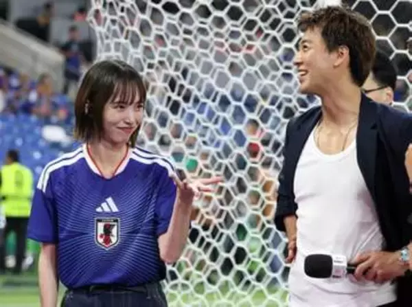 W杯竹内涼真の隣で注目の女優　驚異9頭身でピックルボール大会に丸3日出場！「超可愛い♥」「可愛さは優勝」スコート姿が別次元