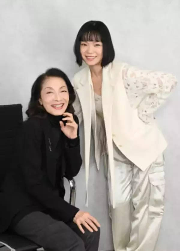 古川琴音と麻実れいが舞台「ピーターとアリス」で初共演　アリス役の古川「すごく空気で誘導してくれる」