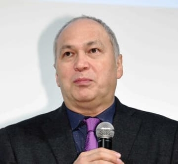 宮本亞門　モーリー・ロバートソンさん20年来のパートナー女優と追悼「2人で語り尽くしました、どれほど人生は過酷で、でも美しく…」